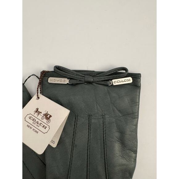 Coach Grey Bow Leather Gloves - 83865 NWT! - Picture 6 of 8